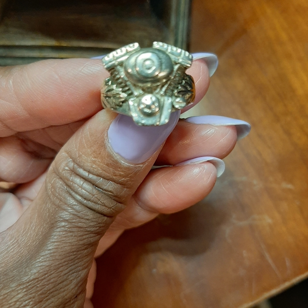 Black Hills Gold sterling silver ring